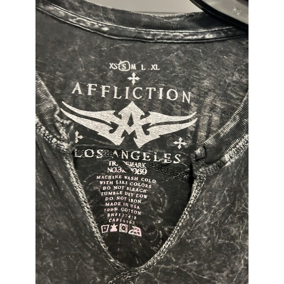 Y2K Affliction 90s Grunge Era Buckle Baby Doll Tee Shirt Size Small Angel Wings - Picture 2 of 8